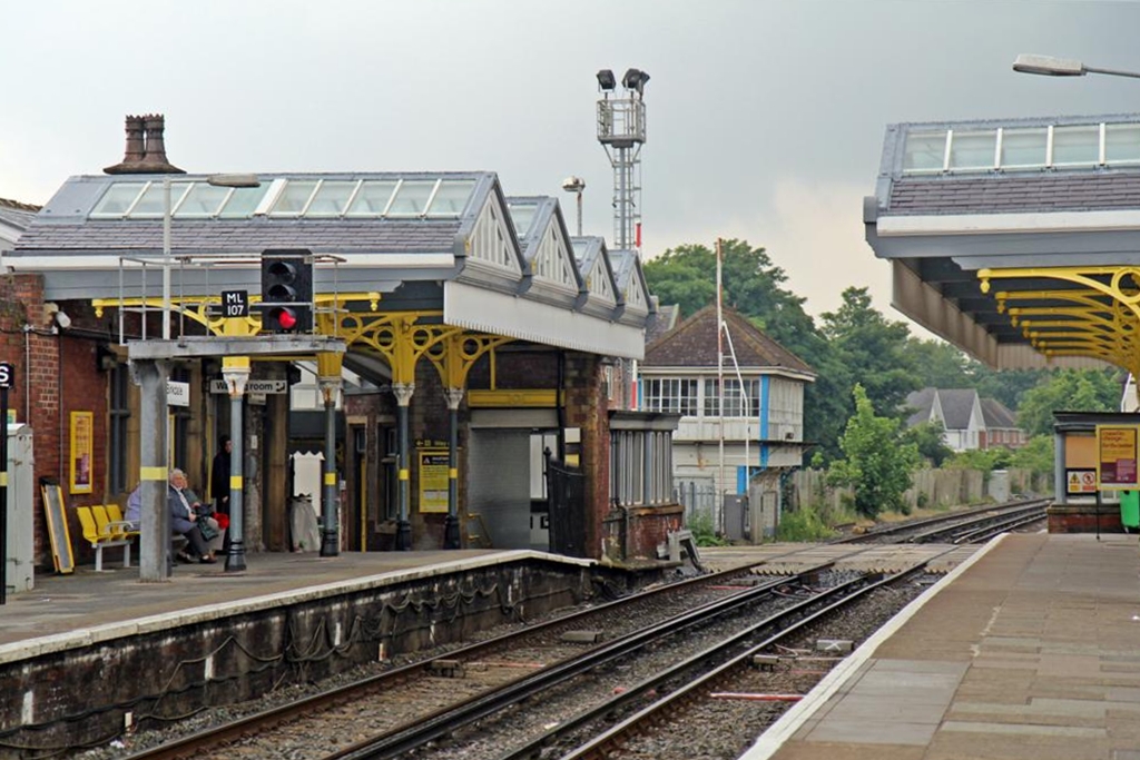 Birkdale platforms