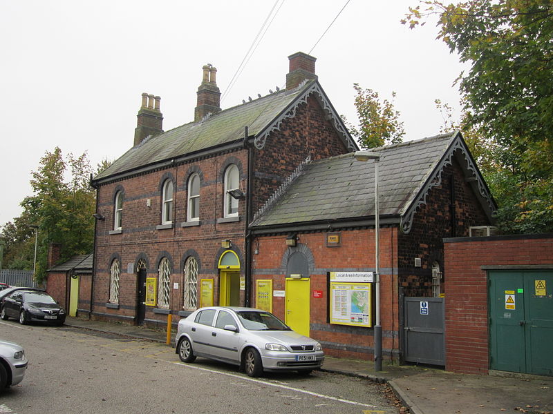 Aigburth station frontage